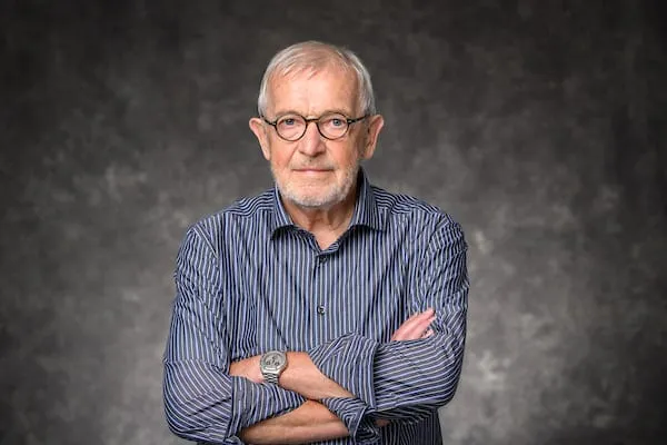 Nobel Physics Prize Goes to IceCube Leader Francis Halzen